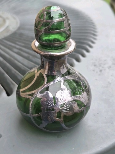 Circa 1890 art - nouveau, emerald
