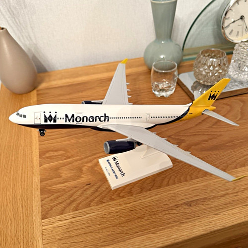 Monarch airlines airbus - monarch,