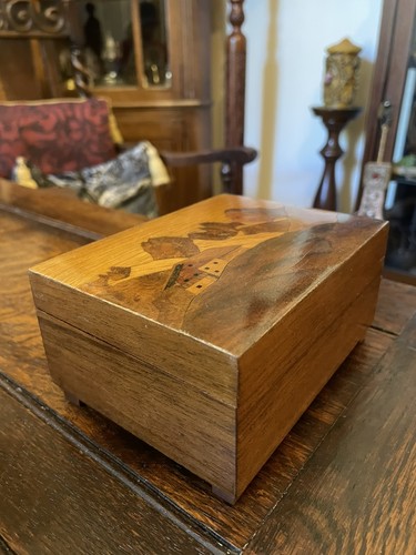 Antique swiss wood music - swiss,