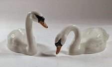 VINTAGE Pair BESWICK SWANS Models 1684 & 1685 (1960-1973) Good Condition