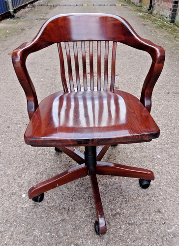 Hardwood swivel captains - hardwood,