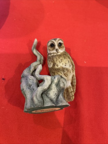 Owl tree trunk - trunk, signed
