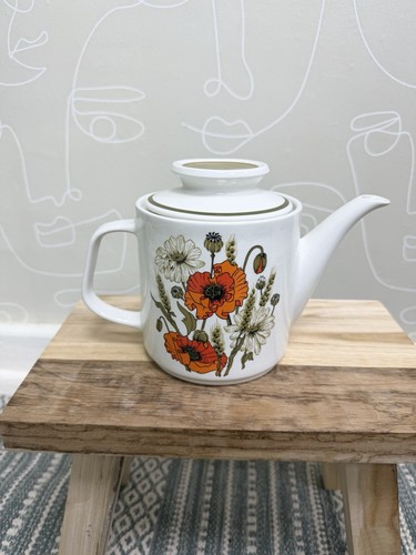 Meakin teapot studio - &,