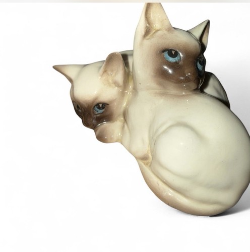 Beswick pottery siamese - pottery,