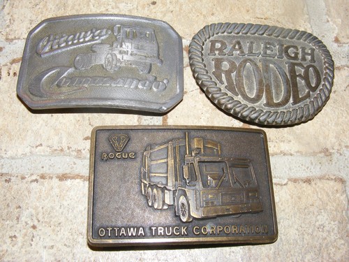 Used belt buckles - used,