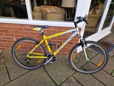 giant mountain bike - Yellow