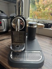 Nespresso Magimix Coffee Machine and Milk Frother 11300UK CITIZ M190 Milk