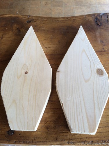 Two wooden diamonds - wooden, for