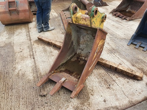 550mm excavator digging bucket - digging,