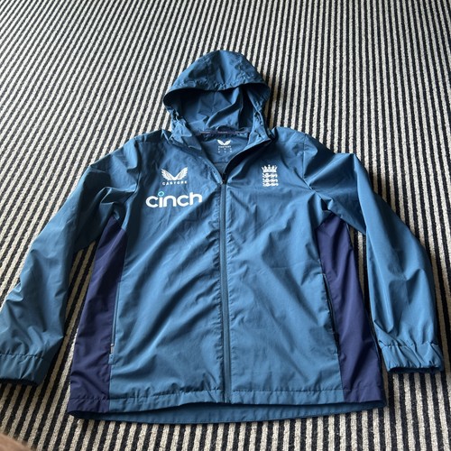 England cricket castore - cricket, rain