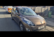 Renault Grand Scenic 2011 DIESEL. AUTOMATIC. 1.5L. 7 Seater Family Car For Sale.