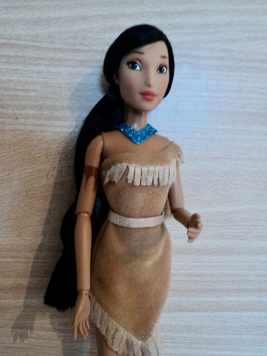 Disney store pocahontas - disney,