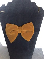 Velvet Dickie Bow Tie