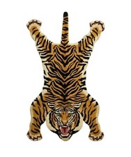 Hand tufted 5x8 angry tiger