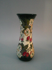 MOORCROFT  Vase - HAWTHORN -