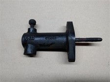 CLUTCH SLAVE CYLINDER Senator