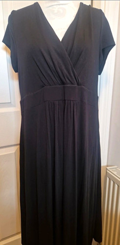 Boden black neck - v-neck, cap