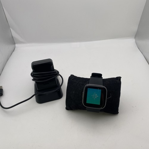 Fitbit versa smart watch - versa,
