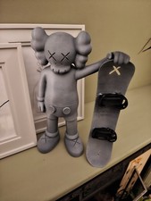KAWS Style Figure – 3D