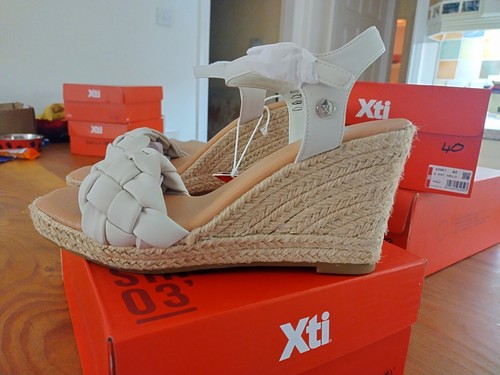 Quality brand new - brand,