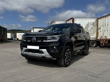 BLACK Spoiler Bar + White LEDs