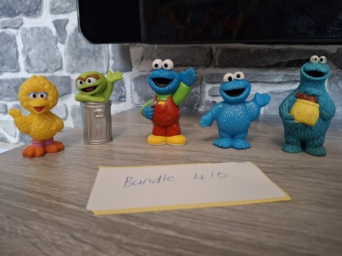 Sesame street characters - street,