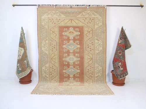 Vintage hand knotted area - vintage,