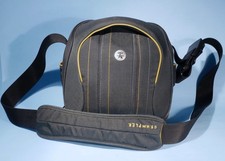 Crumpler Company Gigolo 5500