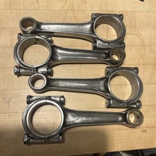 Alfa Romeo 1900/102. Original Con Rods