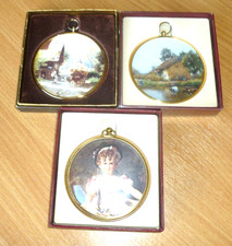 3 x wall miniture picture
