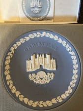 Wedgwood Christmas Plate In Pale Blue And White Jasper