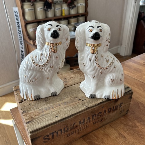Pair vintage beswick - of,