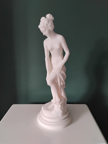 Alabaster statue venus - ,