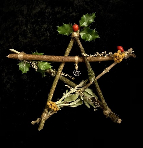 Pentagram witch yule pagan - witch,