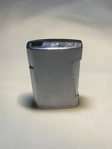 Penguin phantom lighter - -, made