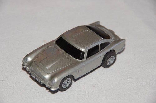 12v micro scalextric aston - scalextric,
