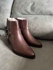 Women’s Dark Purple Heel