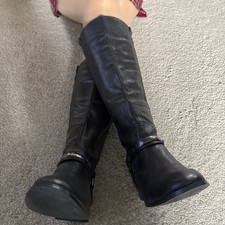 Marks & Spencer black leather knee high pull on riding boots size 6 EU 39