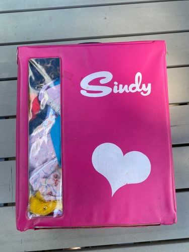 Pedigree sindy clothes - sindy,