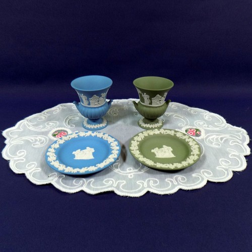 Wedgwood blue green jasperware - blue,