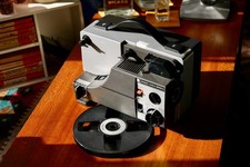 Sankyo Dualux 2000H Super 8 / Standard 8 Vintage Projector