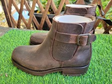 Levi’s Vintage Brown