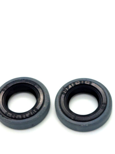 Crank oil seals stihl - crank,