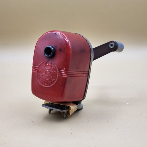 Vintage red pencil sharpener - red,