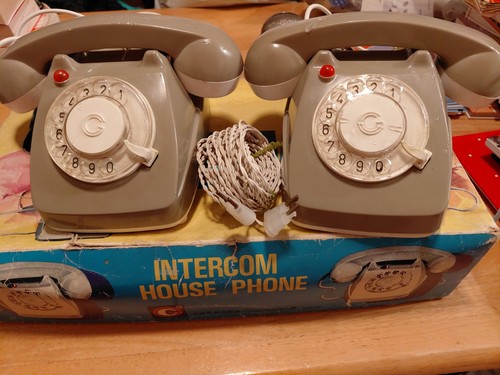 Carraro vintage dial telephone - dial,