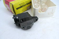 Morris Minor 62-71 Front Right