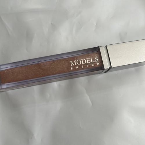 Models prefer lip - prefer, suede