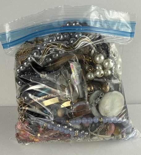 2lbs mixed lot costume - mixed, jewelry