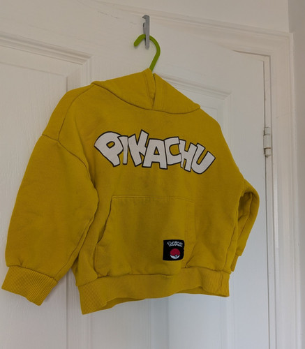 Pokémon pikachu yellow - pikachu,