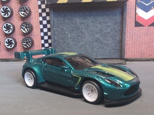 Hot wheels 2024 aston - hot,